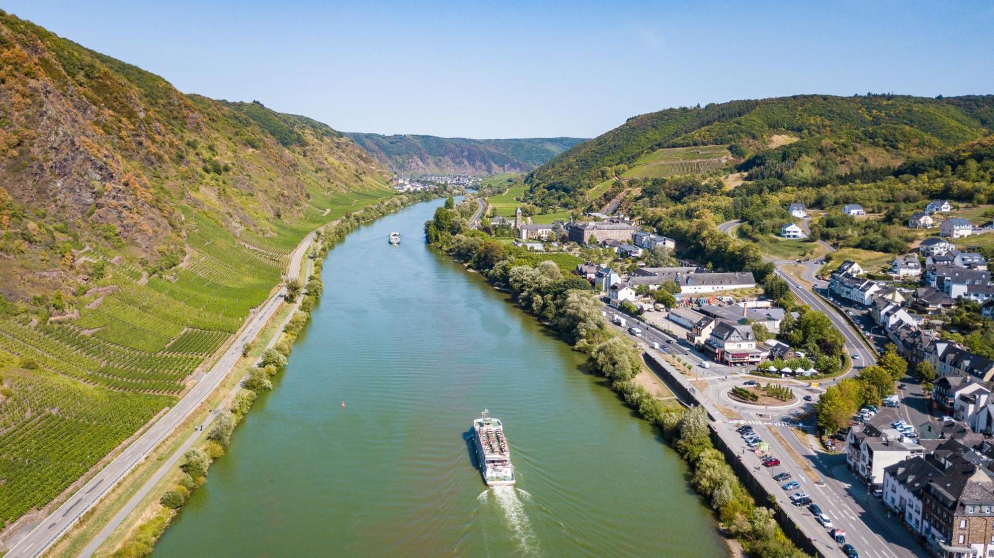 Ferienweingut Gansen Hochgenuss 2 Apartment แอนสท์ ภายนอก รูปภาพ
